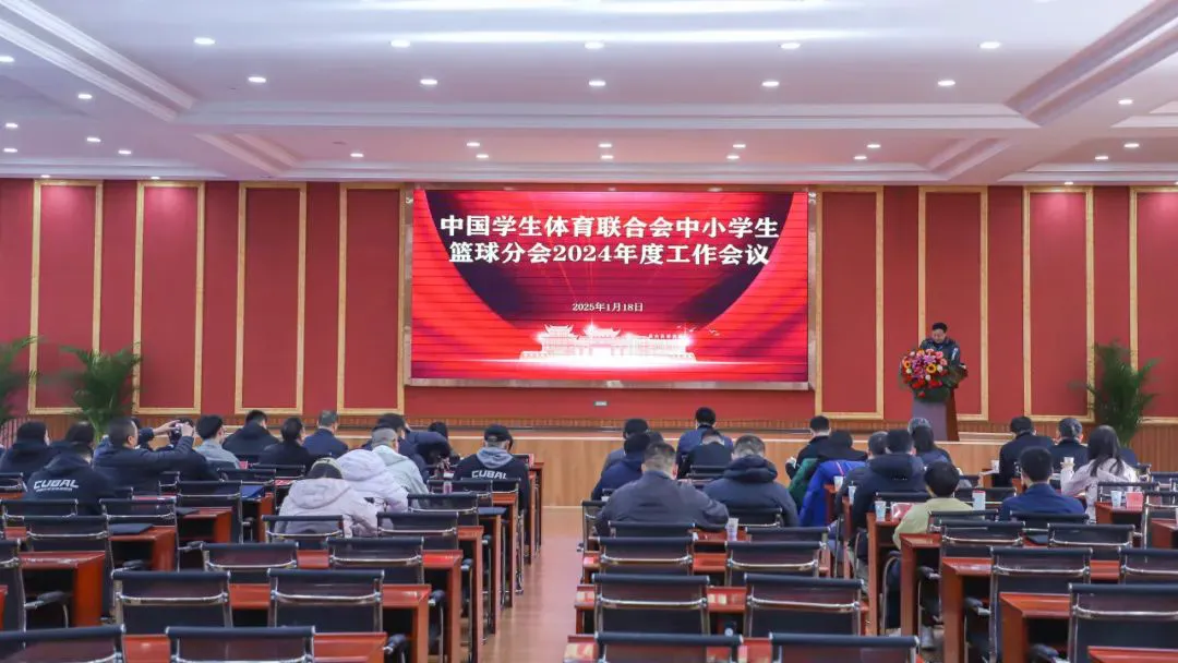 如何通过力量训练改善篮球运动员的速度和敏捷性?_1